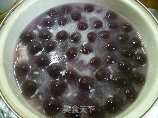 酒酿黑米圆子羹的做法步骤：11