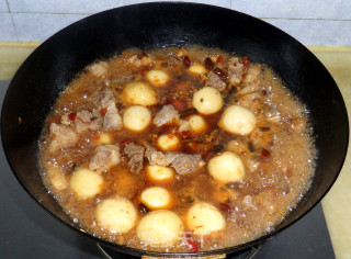 小土豆烧牛腩的做法步骤：12