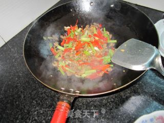 香芹炒肚丝的做法步骤：7