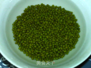 绿豆蛋奶冰激凌的做法步骤：1