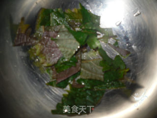 紫苏蒸大闸蟹的做法步骤：1