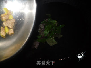 紫苏蒸大闸蟹的做法步骤：3