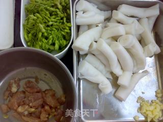 兰花肉片炒粉卷的做法步骤：2