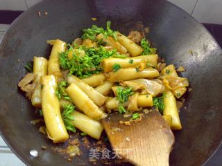 兰花肉片炒粉卷的做法步骤：12