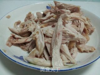 葱香手撕鸡的做法步骤：4