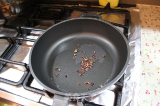 芹菜炒豆干的做法步骤：5