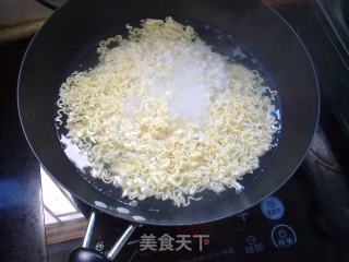 时蔬炒面的做法步骤：2