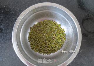 自己在家发豆芽的做法步骤：2
