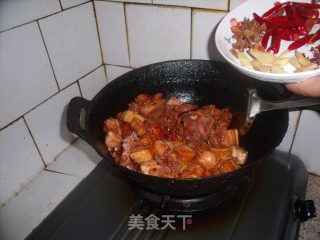 红烧排骨的做法步骤：6