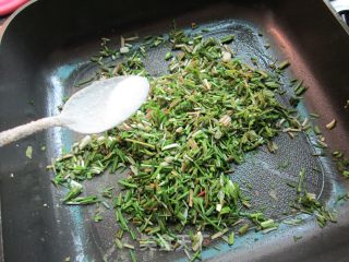 藠头松花蛋的做法步骤：4