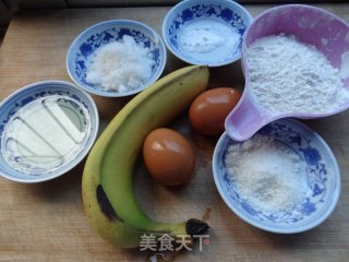 香蕉蛋糕的做法步骤：1