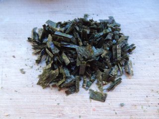 咸味黑芝麻海苔饼干的做法步骤：2