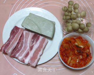 黑豆腐泡菜锅——黑豆腐系列3的做法步骤：1