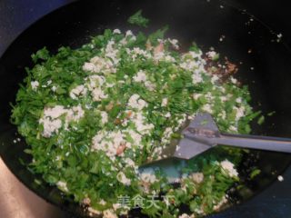茼蒿虾仁小豆腐的做法步骤：11