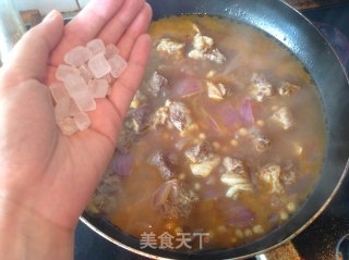 红烩牛腩的做法步骤：11