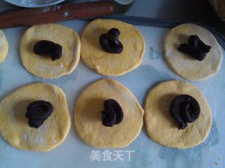 南瓜花篮豆沙卷的做法步骤：8