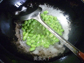 毛豆炒包心菜的做法步骤：5