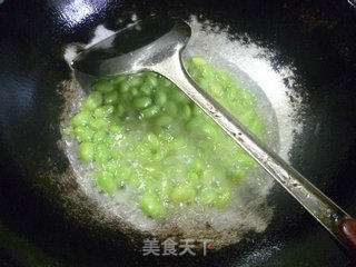 毛豆炒包心菜的做法步骤：6