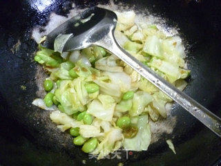 毛豆炒包心菜的做法步骤：11