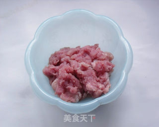 鲜椒肉末豇豆的做法步骤：1