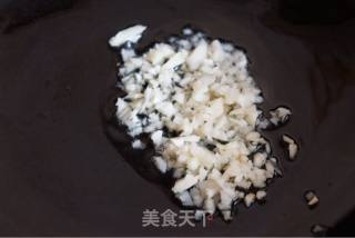蒜茸菜苔的做法步骤：3