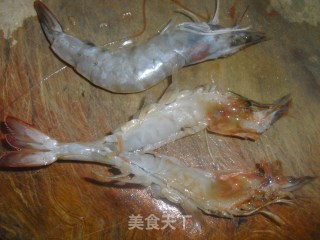 蒜蓉开边虾的做法步骤：3