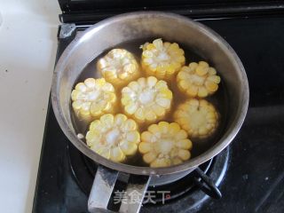 烟熏鸭脯肉红酒梨的做法步骤：3