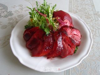 烟熏鸭脯肉红酒梨的做法步骤：13