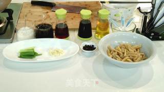 豆豉萝卜干的做法步骤：2