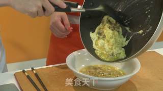鲜蚝煎蛋的做法步骤：6
