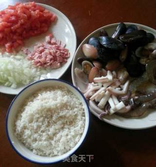 茄汁海鲜烩饭的做法步骤：1