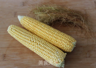 灵芝玉米排骨汤的做法步骤：2