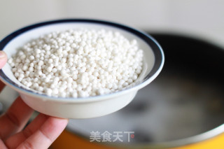 椰汁芋头西米露的做法步骤：3