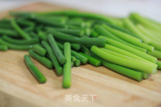 黑木耳炒蒜苔五花肉的做法步骤：6