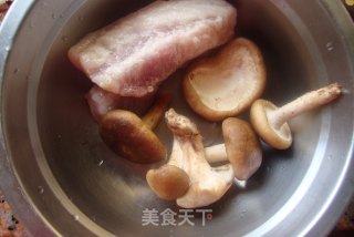 花肉酿苦瓜的做法步骤：1