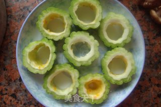 花肉酿苦瓜的做法步骤：4