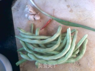 凉拌豆角的做法步骤：1