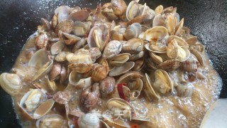 美味花甲的做法步骤：11