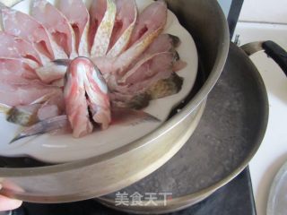 开屏武昌鱼的做法步骤：5