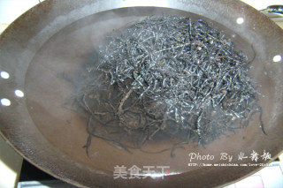 凉拌核桃花的做法步骤：4
