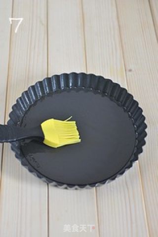 厚底鲜虾培根披萨的做法步骤：7