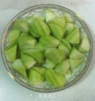 毛豆烧丝瓜的做法步骤：3