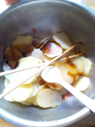 一个人的火锅，谁家菜菜正飘香——————【红油火锅土豆 】的做法步骤：8
