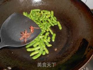 无油版----水煮毛豆的做法步骤：3