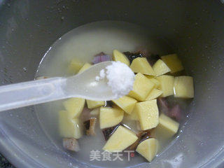 酱肉土豆大米饭的做法步骤：9