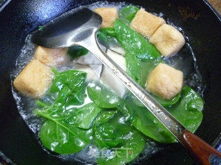 木耳菜油豆腐面结汤的做法步骤：6
