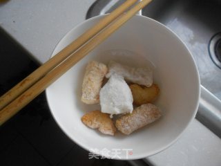 鱼丸火腿馄饨面的做法步骤：1