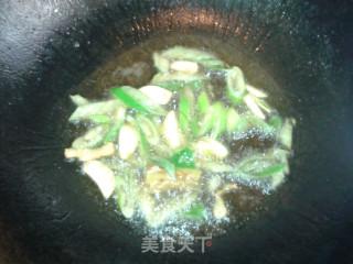 咖喱鸡肉饭的做法步骤：2