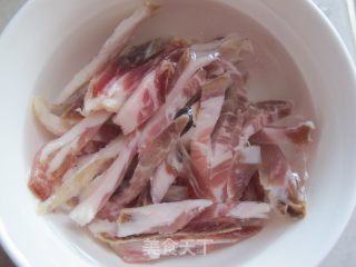 肉丝草籽的做法步骤：1