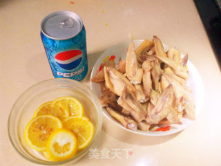 柠檬可乐鸡翅的做法步骤：1